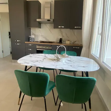 Luigia Garda Apartment Peschiera del Garda